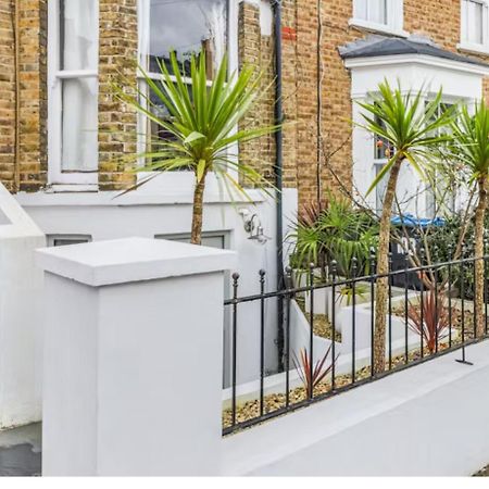 Appartement Stunning, Stylish Garden Flat In The Heart Of Wimbledon à Londres Extérieur photo