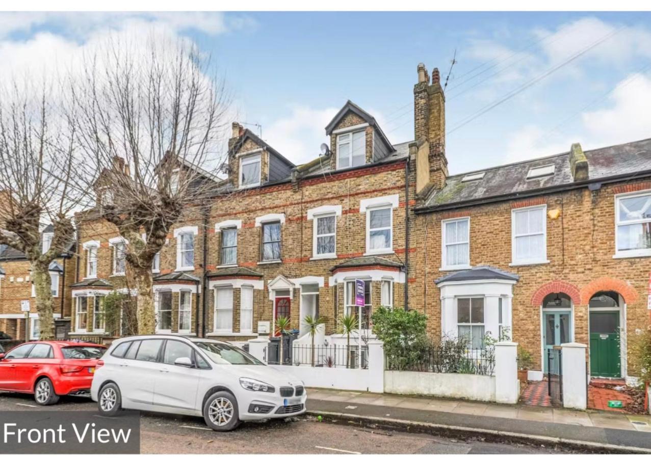 Appartement Stunning, Stylish Garden Flat In The Heart Of Wimbledon à Londres Extérieur photo